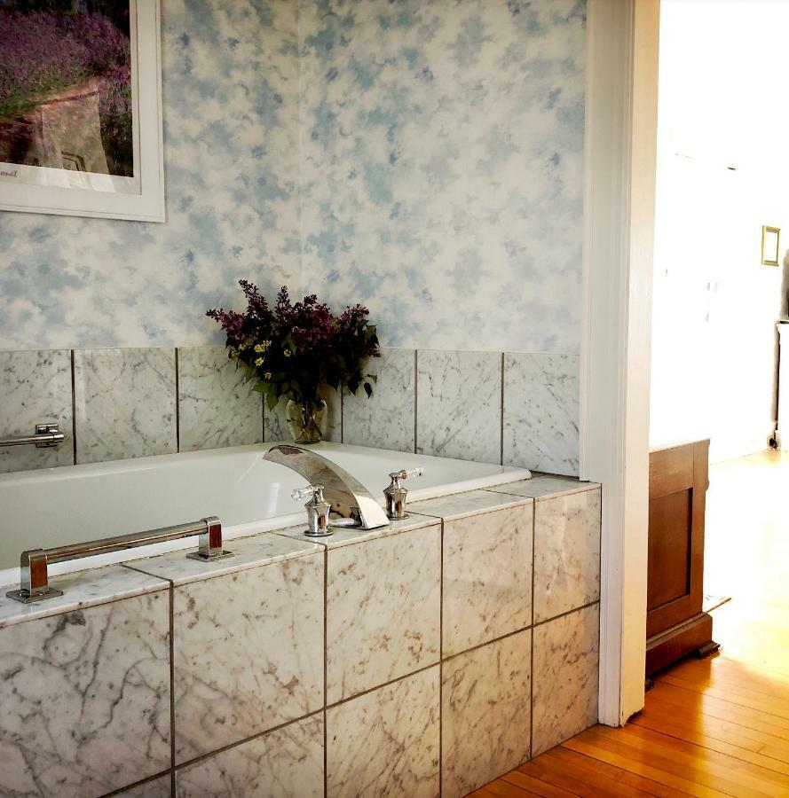 Harbor Hill House Hotell Bayfield Eksteriør bilde